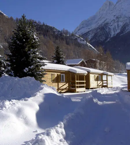 chalet-abeille-neige